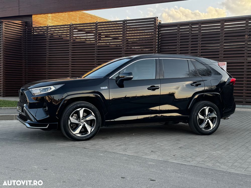 Toyota RAV4 - 9