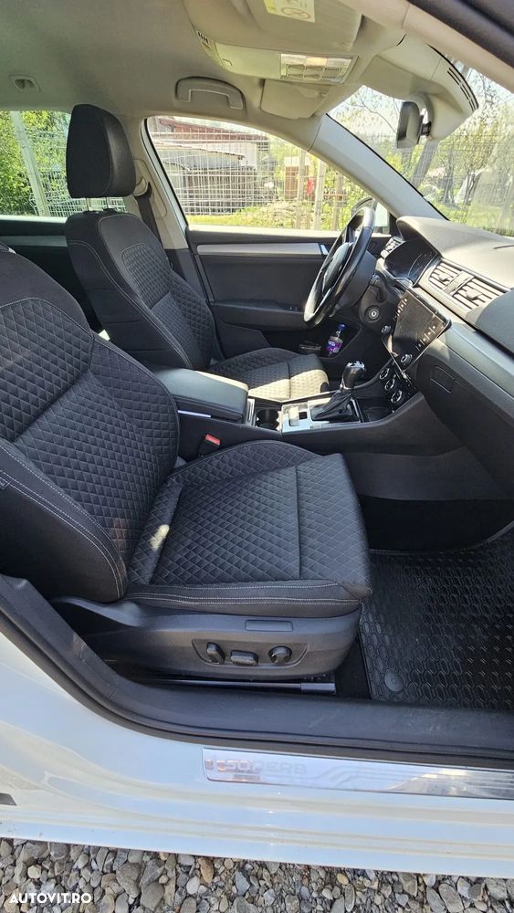 Skoda Superb 2.0 TDI DSG Premium Edition - 13