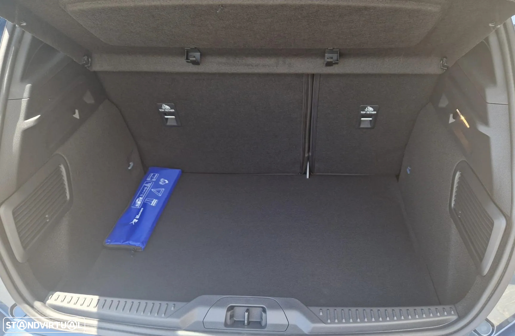 Ford Focus 1.0 EcoBoost MHEV ST-Line - 13