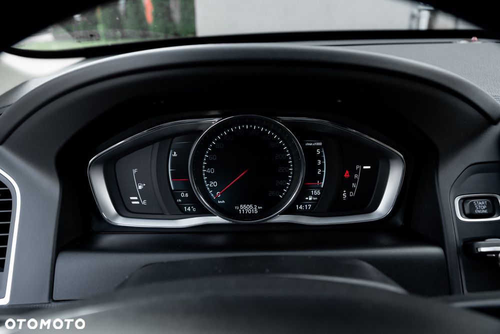 Volvo XC 60 D4 Geartronic Summum - 29