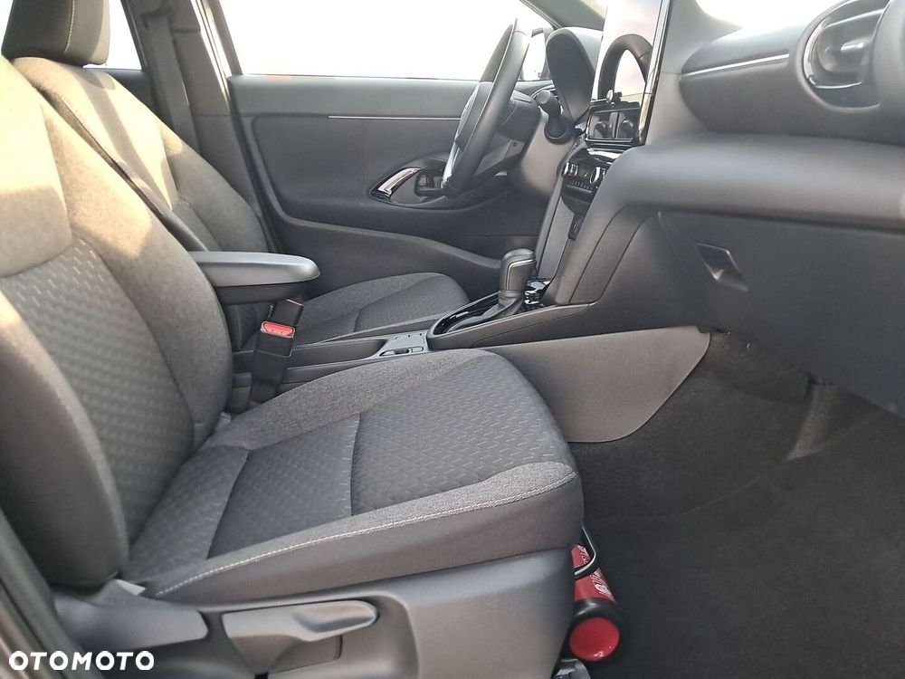 Toyota Yaris Cross Hybrid 1.5 Style - 16