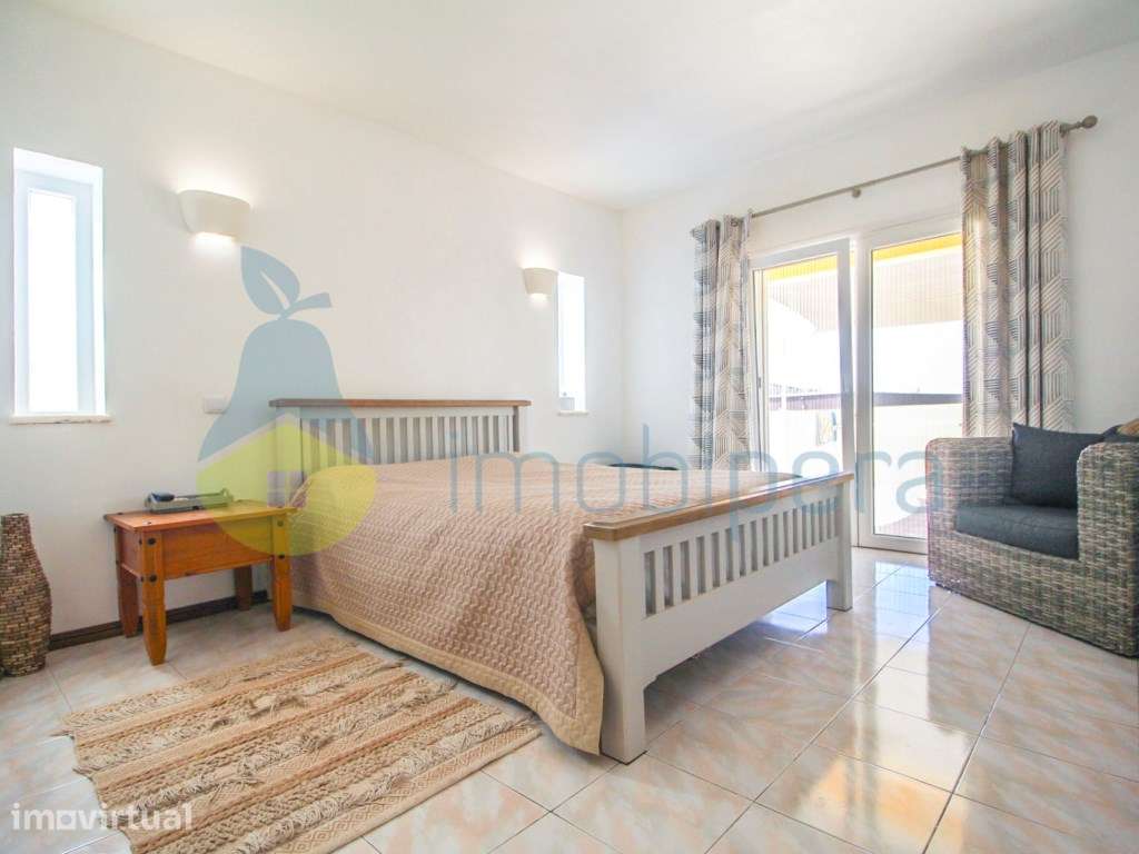 Moradia V3 com Piscina em Albufeira, Vale de Parra - Grande imagem: 5/33