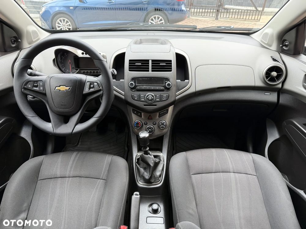 Chevrolet Aveo 1.2 LT+ - 6