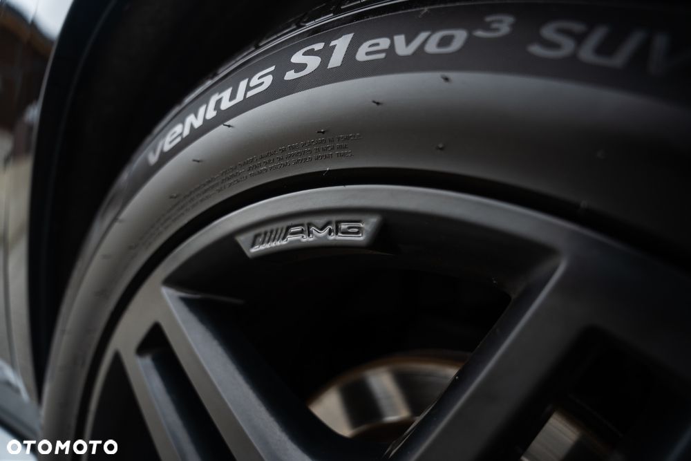 Mercedes-Benz GLS - 31