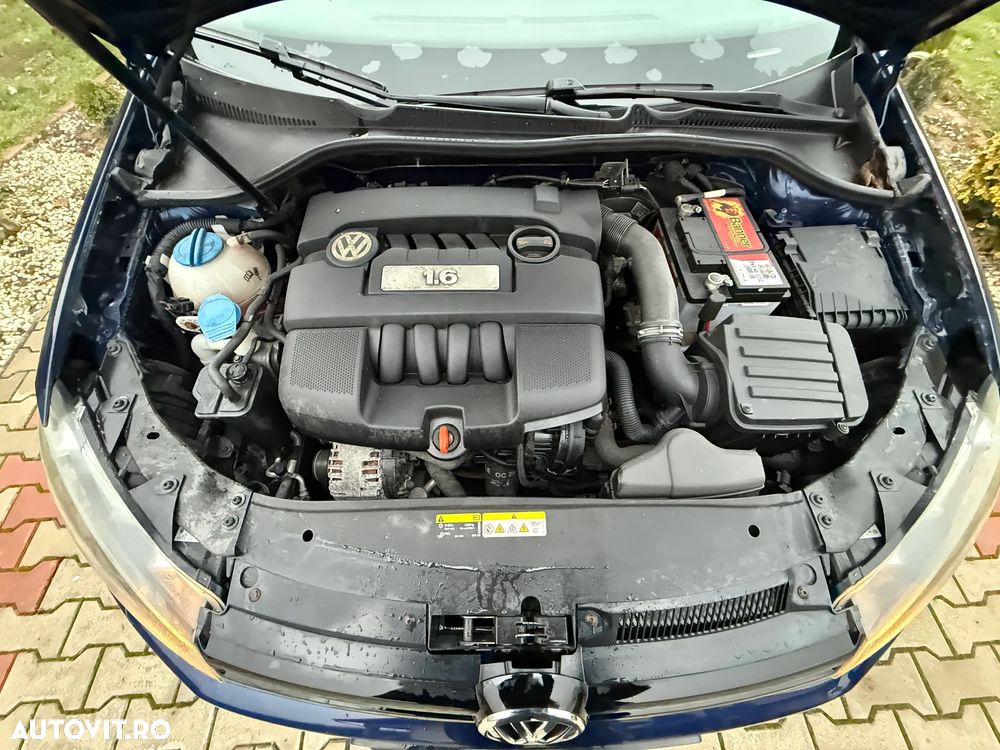 Volkswagen Golf - 26