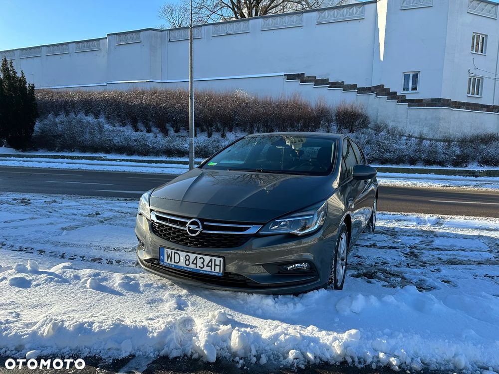 Opel Astra 1.4 T Enjoy S&S - 11