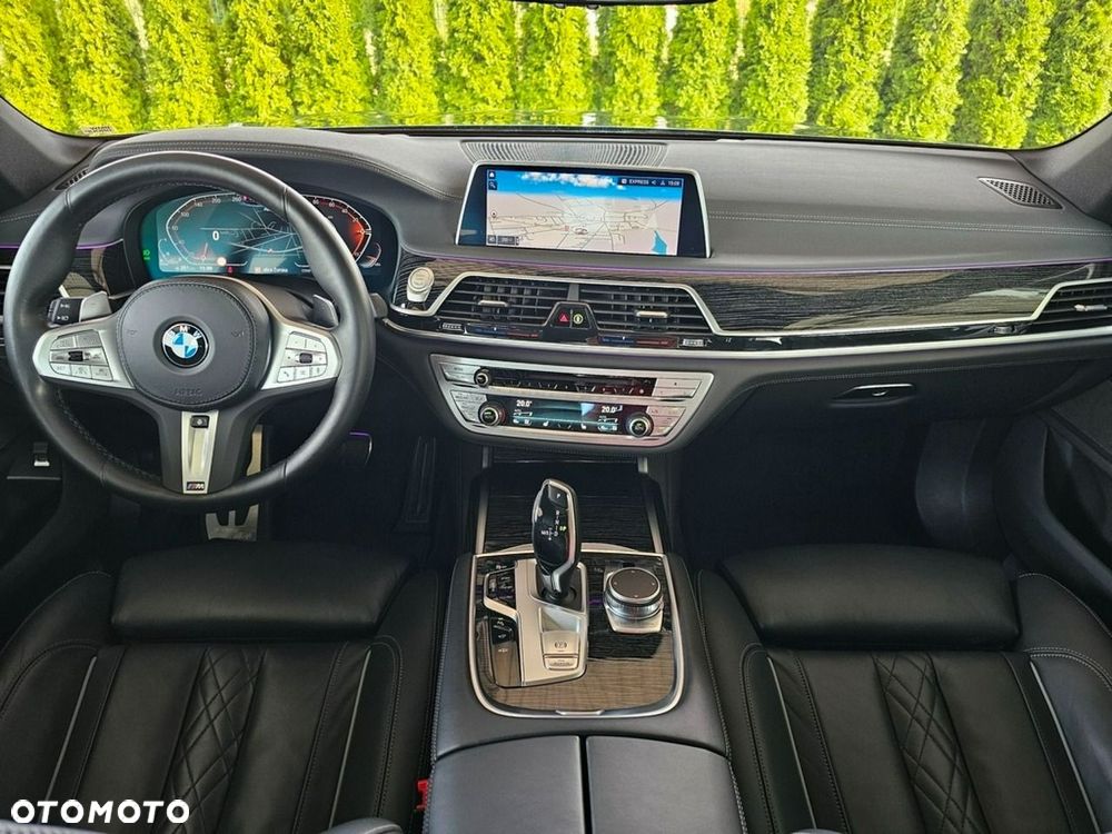 BMW Seria 7 - 39