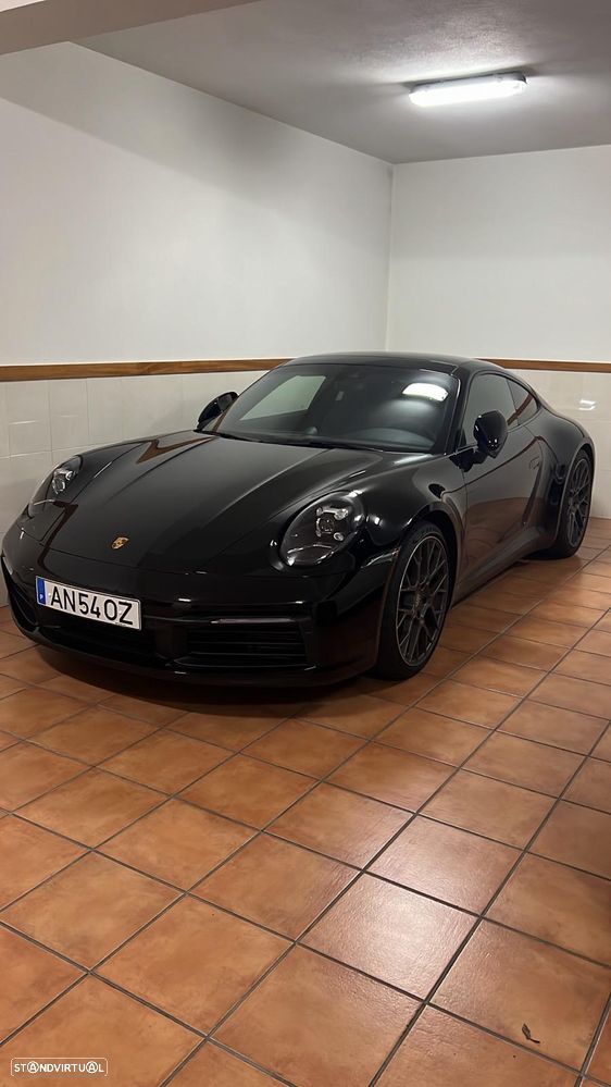 Porsche 911 Série F - 4