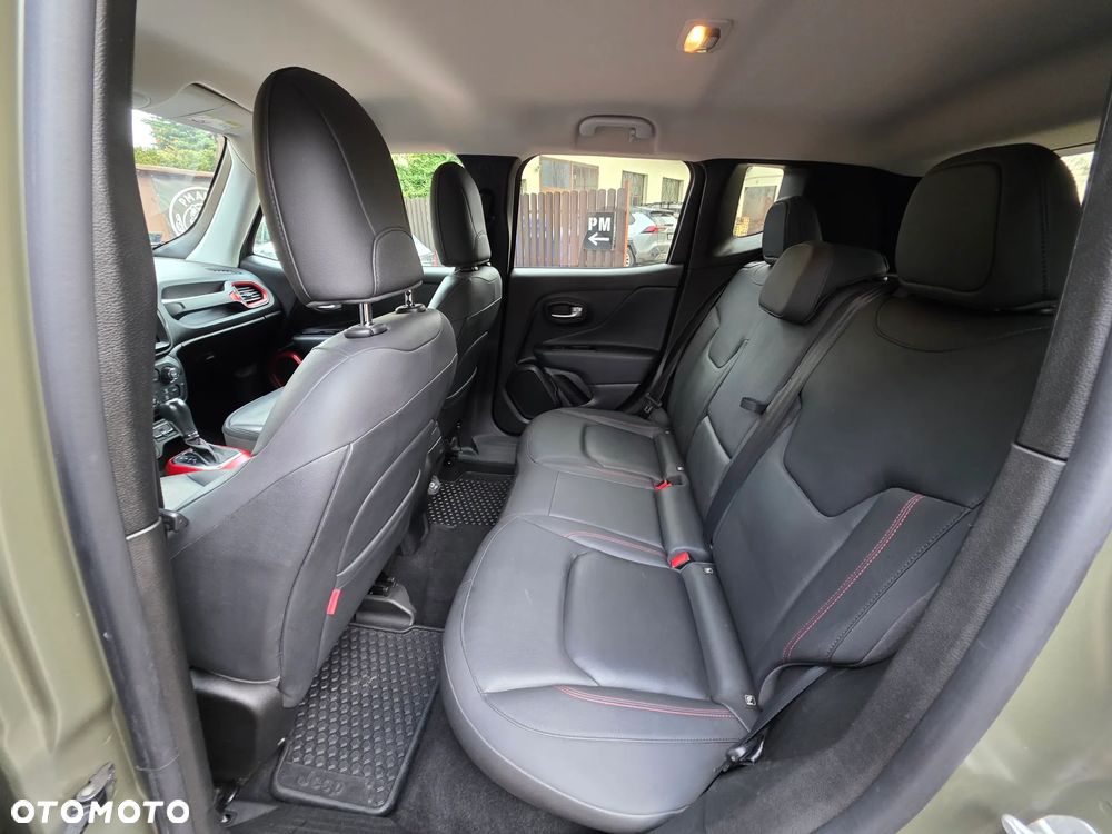 Jeep Renegade - 22
