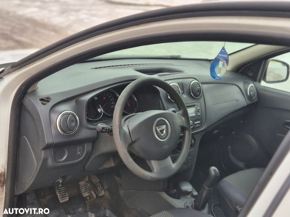 Dacia Sandero 1.5 dCI Laureate - 7