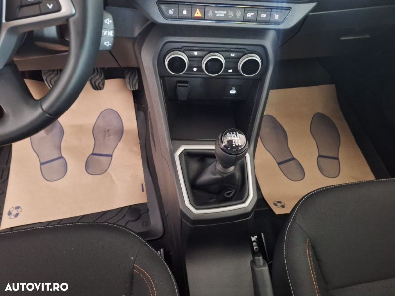 Dacia Sandero Stepway TCe 90 MT6 Expression - 16