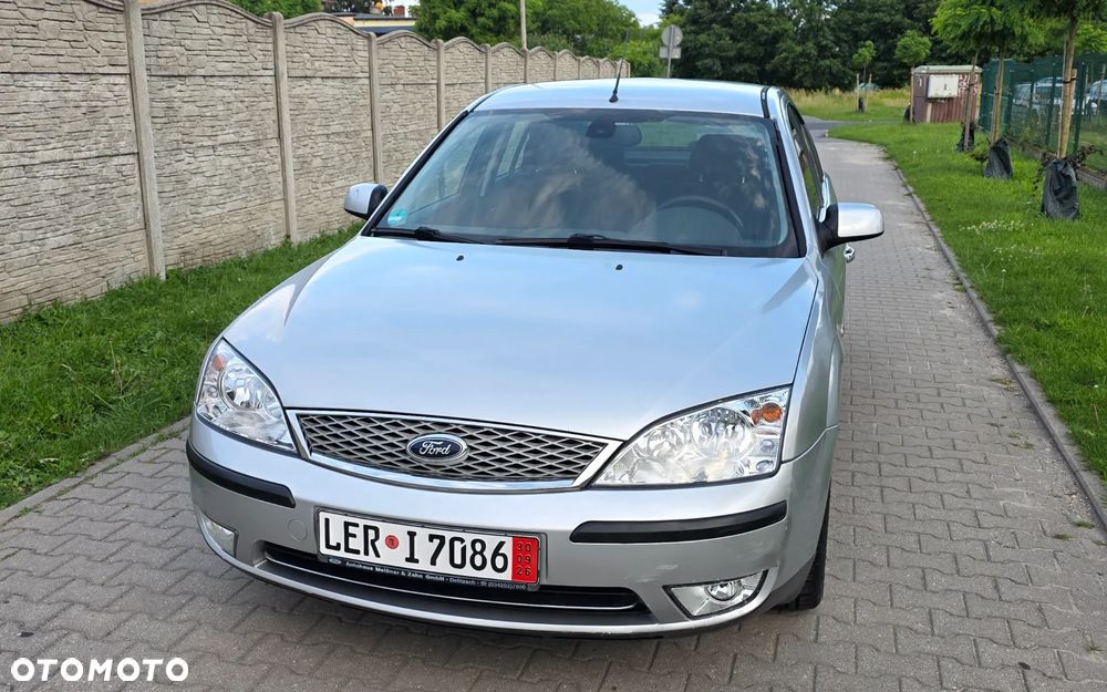 Ford Mondeo 2.0 Ghia Executive - 3