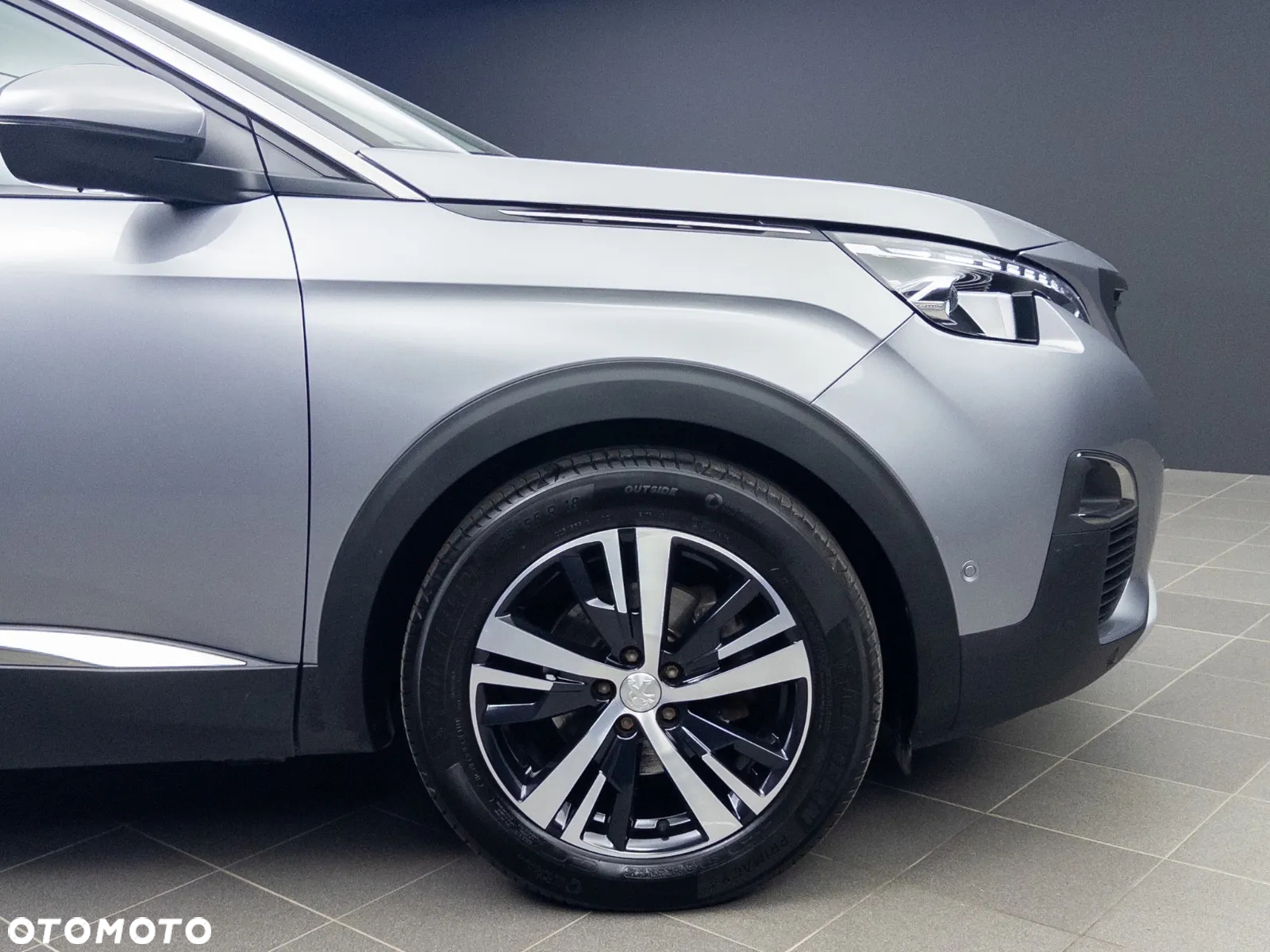 Peugeot 3008 1.2 PureTech GPF Allure S&S EAT8 - 39