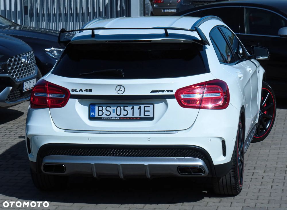 Mercedes-Benz GLA 45 AMG 4-Matic Edition 1 - 9