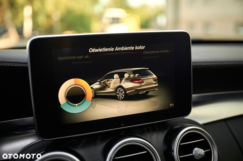 Mercedes-Benz Klasa C 220 d 9G-TRONIC - 37