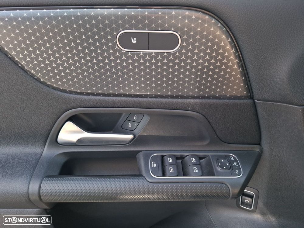 Mercedes-Benz GLB 180 d Progressive - 19