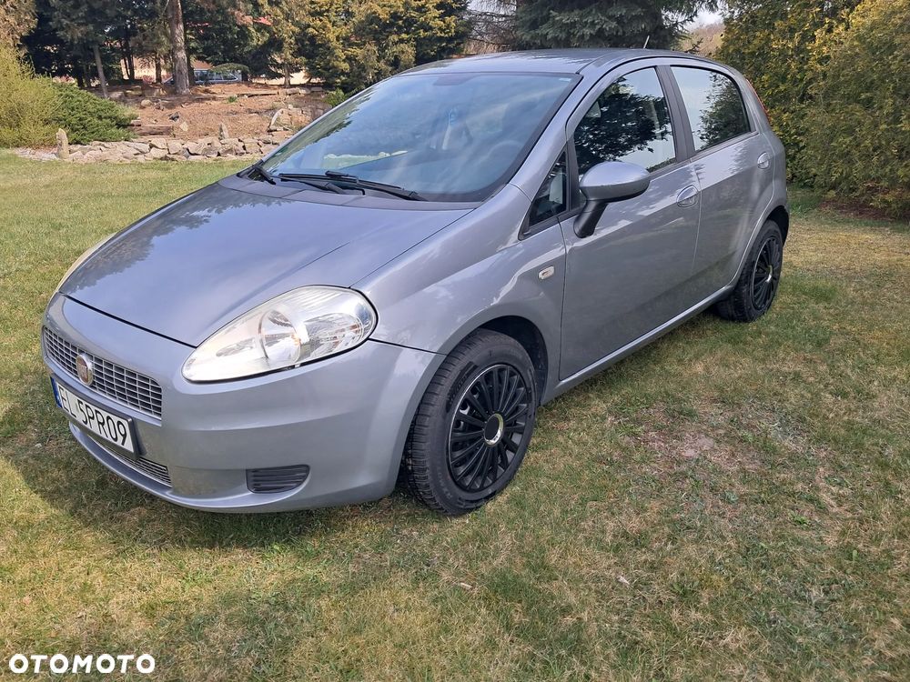 Fiat Punto 1.4 16V Dynamic - 1
