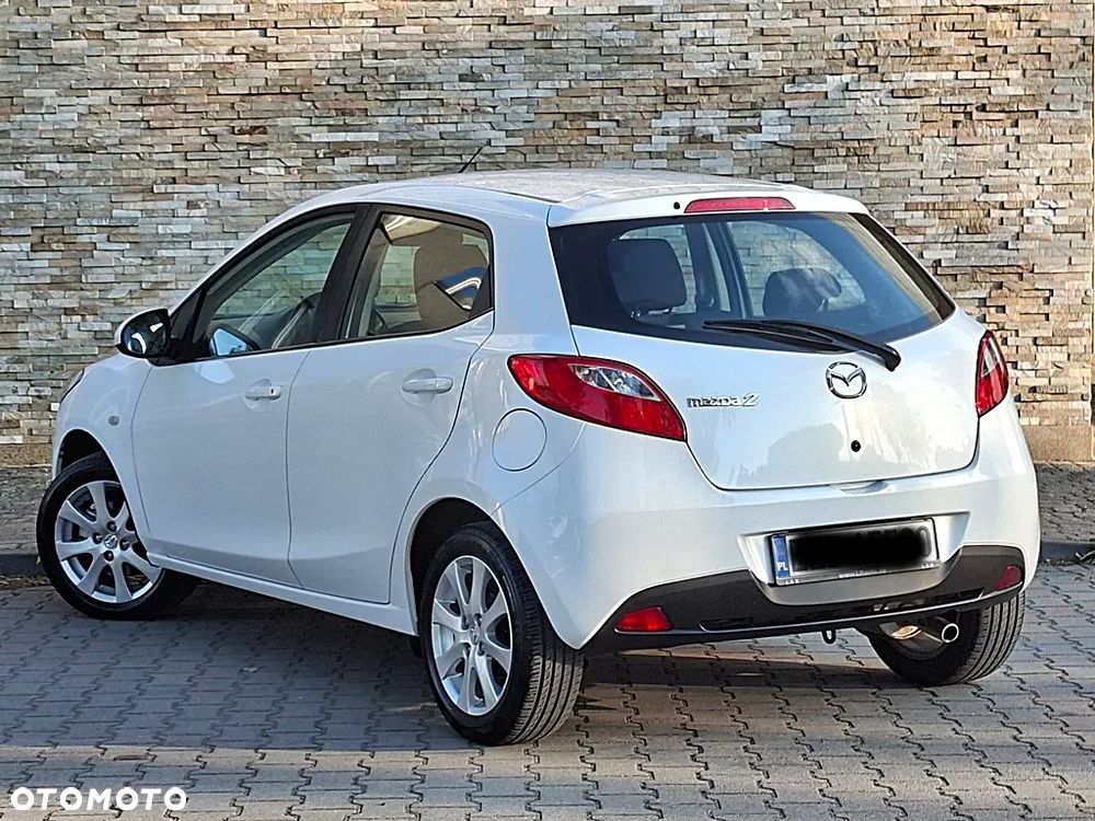 Mazda 2 1.3 Exclusive - 24
