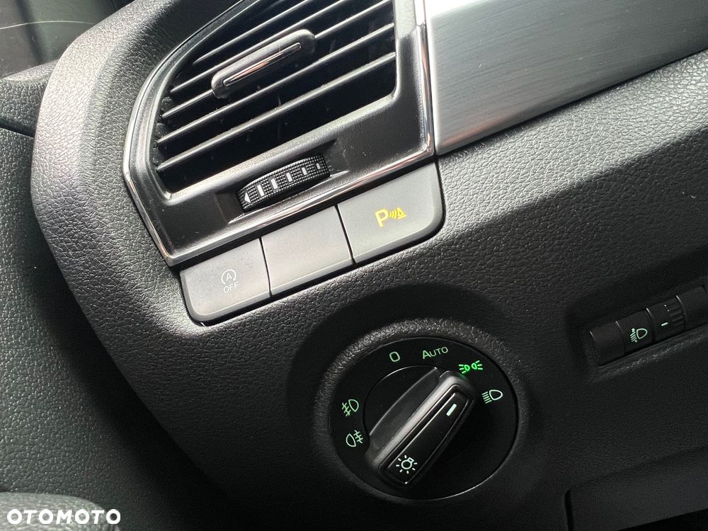 Skoda Fabia 1.0 TSI Ambition - 23