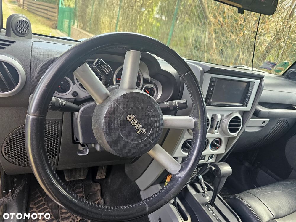 Jeep Wrangler Unlimited 2.8 CRD Sahara - 11