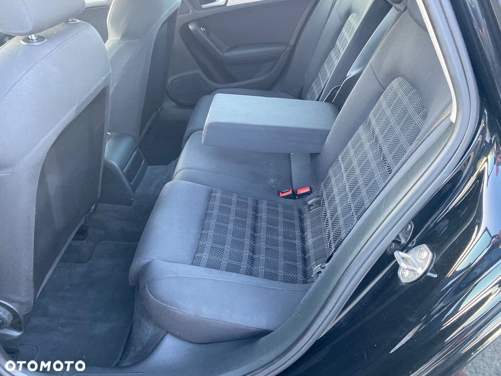 Audi A4 Limousine 2.0 TDI DPF Ambition - 27
