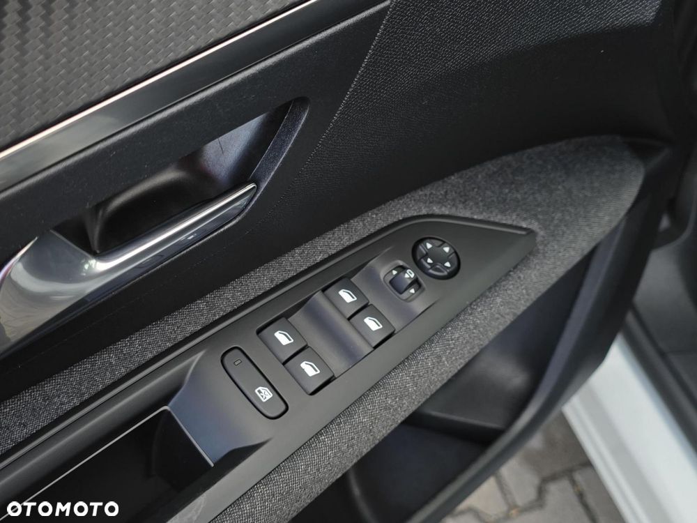 Peugeot 3008 - 12