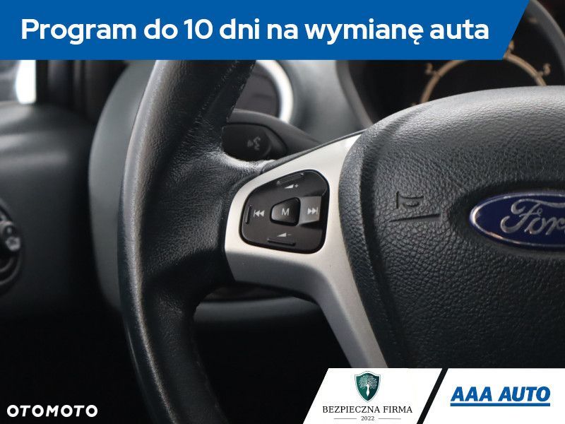 Ford Fiesta - 20