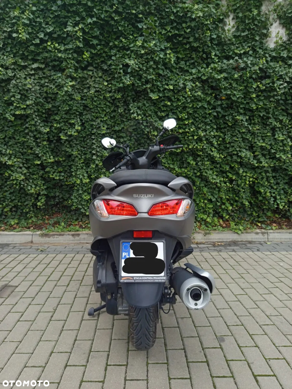 Suzuki Burgman - 8