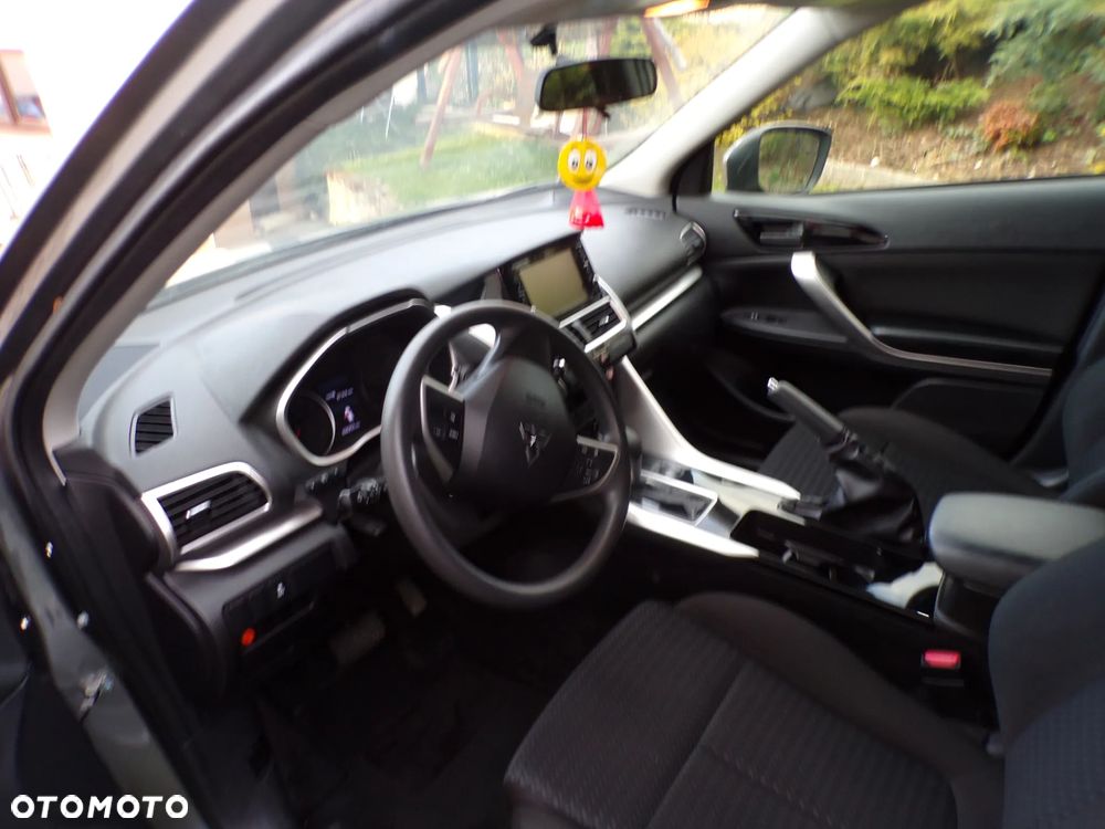 Mitsubishi Eclipse Cross 1.5 T-MIVEC CVT 2WD Connect - 11