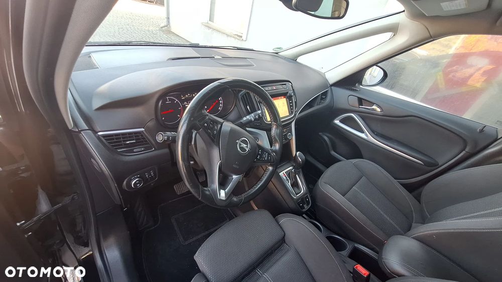 Opel Zafira 2.0 D Automatik Active - 12