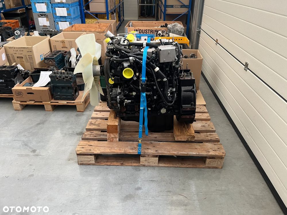 SILNIK Mitsubishi D04FR SK 135 SK135 15447netto - 4