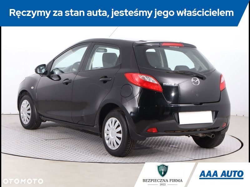 Mazda 2 - 5