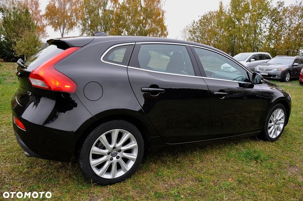 Volvo V40 2015 photo 5