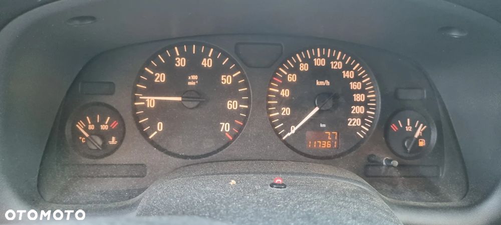 Opel Astra 1.4 Comfort / Cool - 10