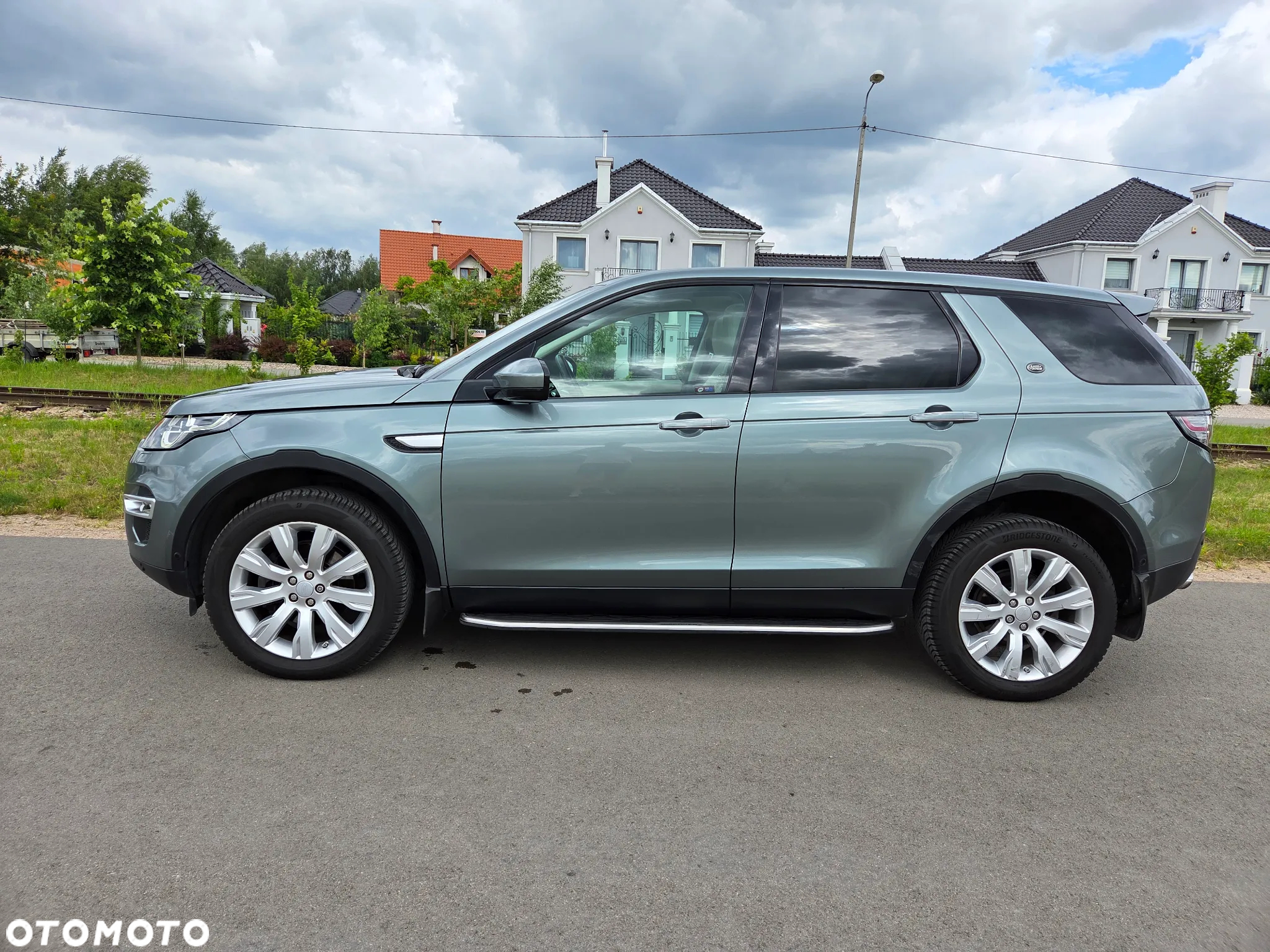 Land Rover Discovery Sport 2.0 Si4 HSE Luxury - 2