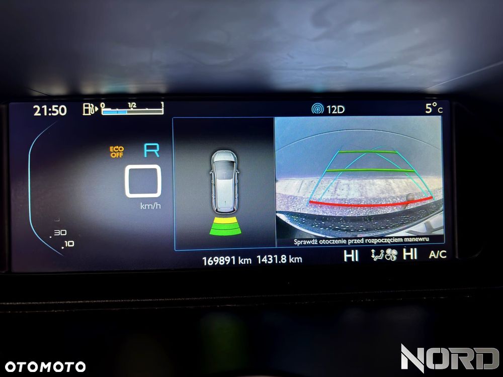 Citroën C4 Grand Picasso BlueHDi 120 EAT6 Exclusive - 24