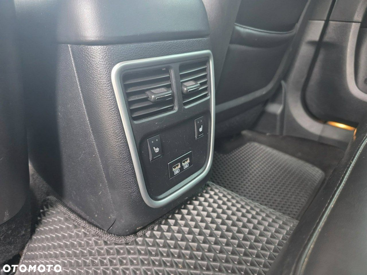 Chrysler 300C - 29