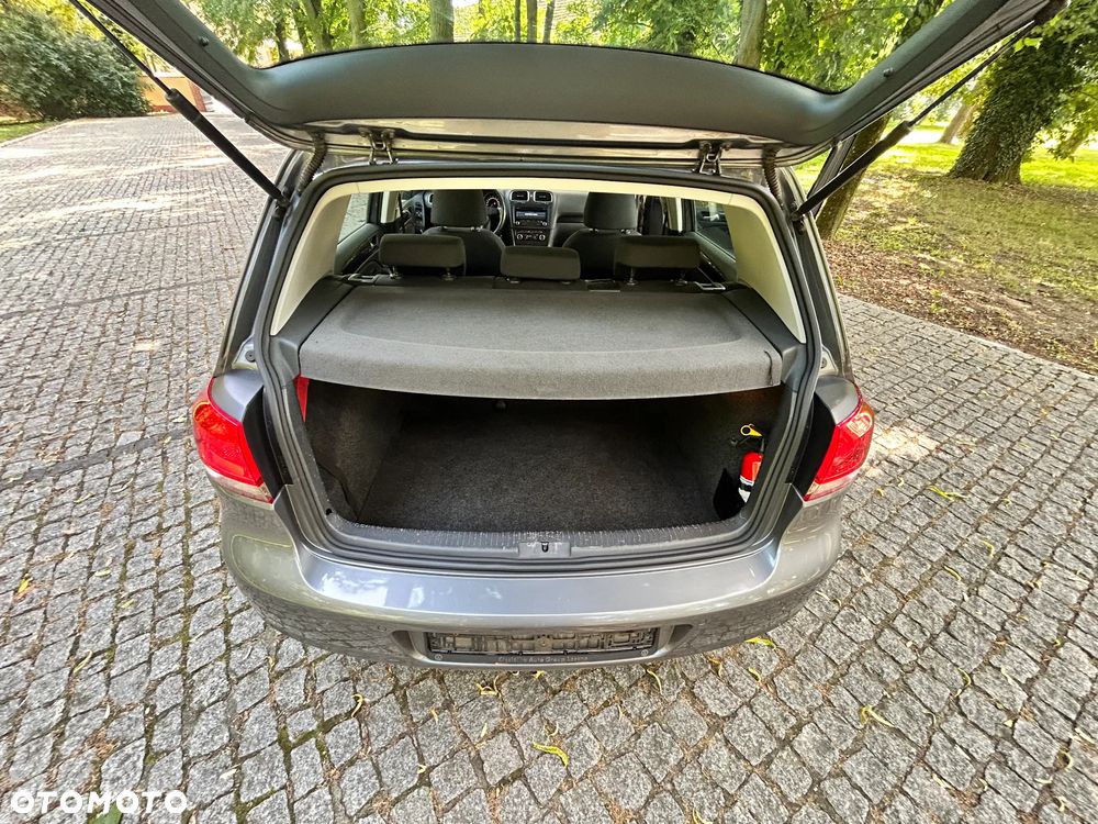 Volkswagen Golf VI 1.6 TDI Comfortline - 12