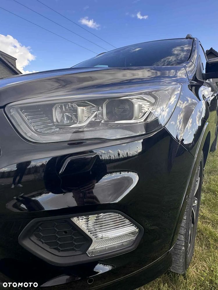 Ford Kuga 1.5 EcoBoost 2x4 ST-Line - 18