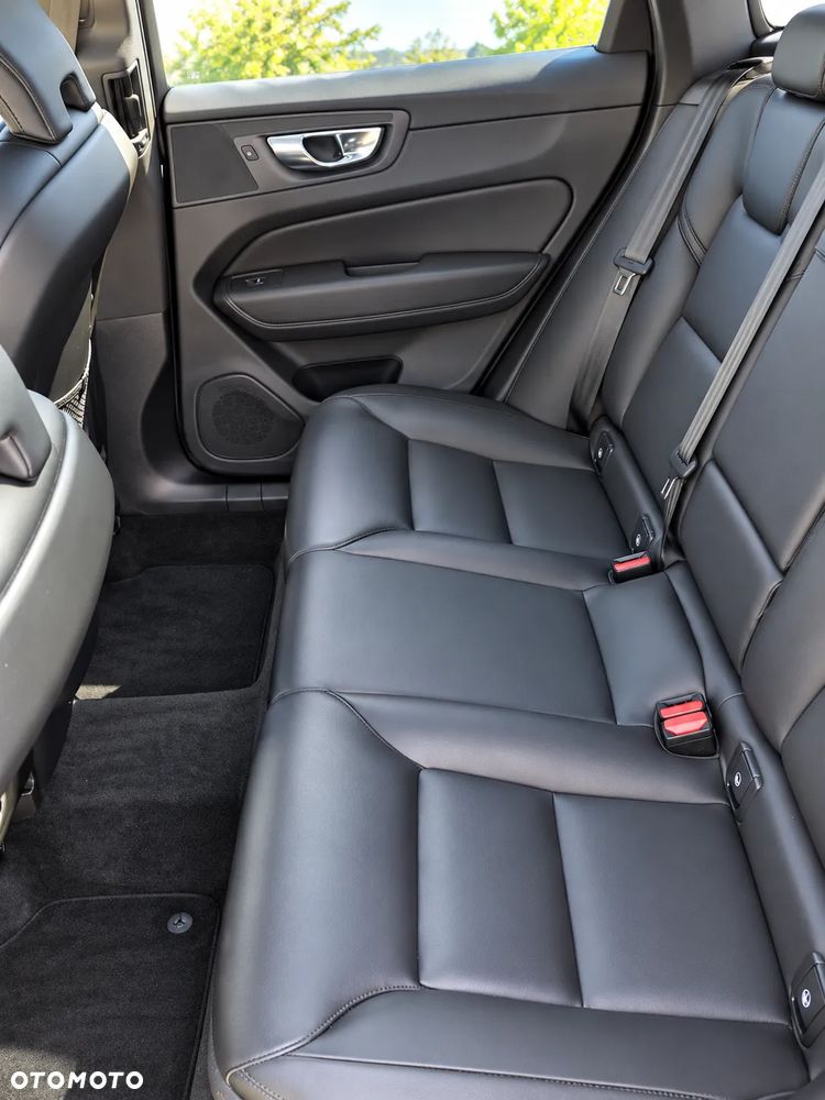 Volvo Xc60 2022 photo 3
