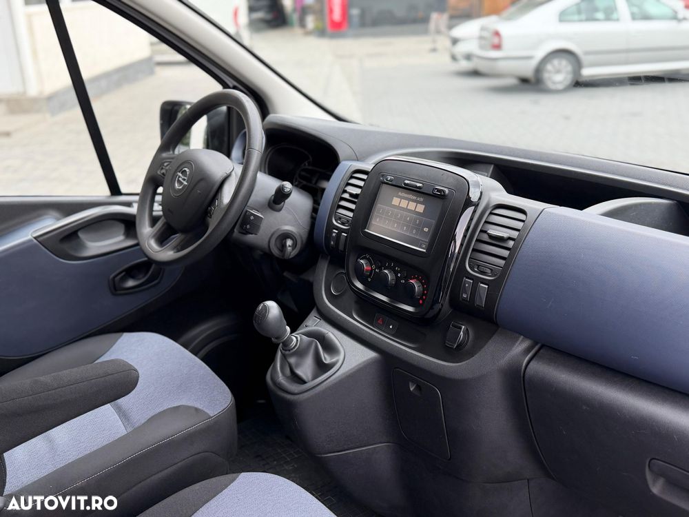 Opel Vivaro Combi L1H1 2.9 t Start/Stop - 13