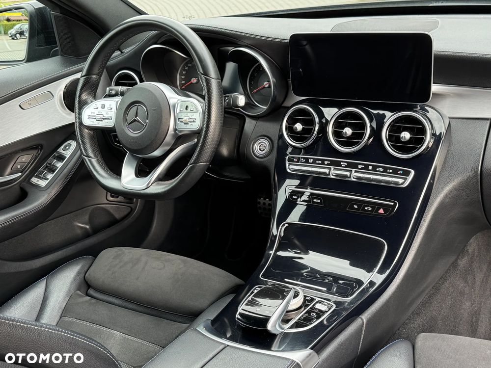 Mercedes-Benz Klasa C 300 e 9G-TRONIC AMG Line - 17
