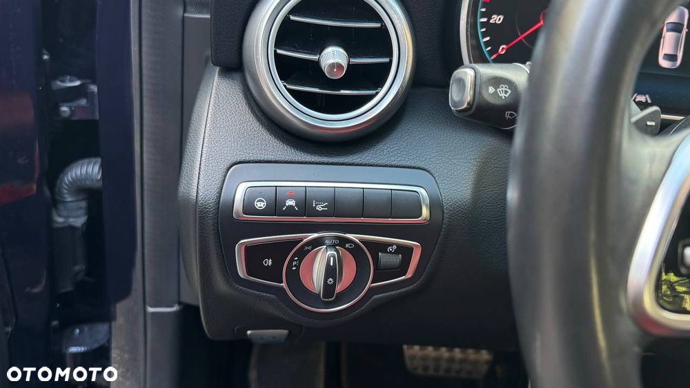 Mercedes-Benz Klasa C 220 d 4MATIC 9G-TRONIC - 17