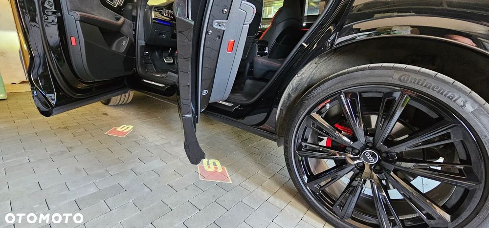 Audi SQ8 - 10