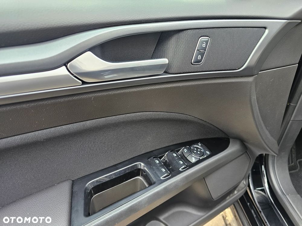 Ford Mondeo 2.0 TDCi STart-Stopp PowerShift-Aut Titanium - 16