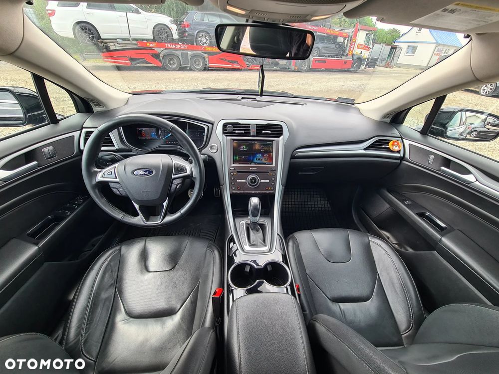Ford Fusion - 18