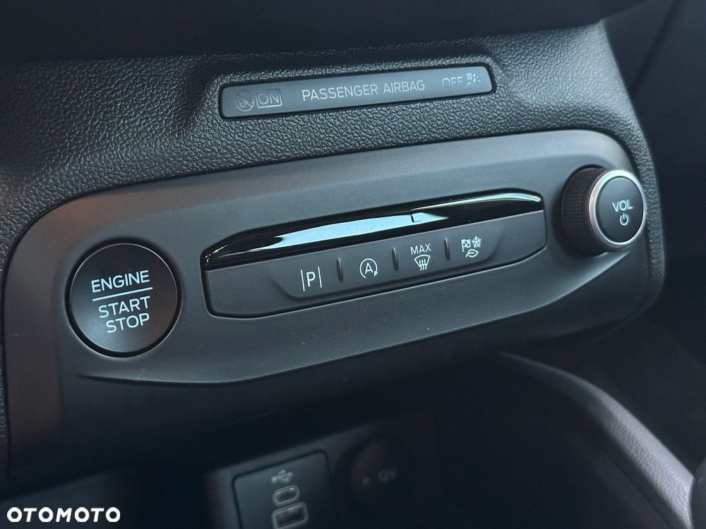 Ford Focus 1.0 EcoBoost Titanium Style - 24
