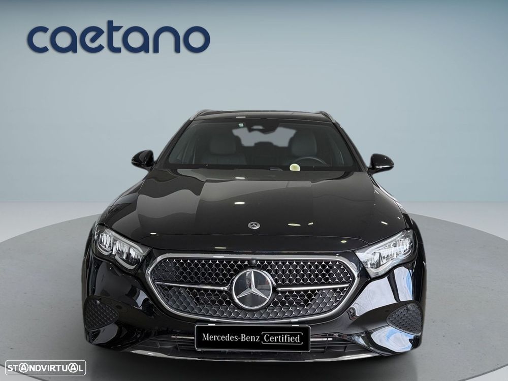 Mercedes-Benz E 220 2025 photo 3