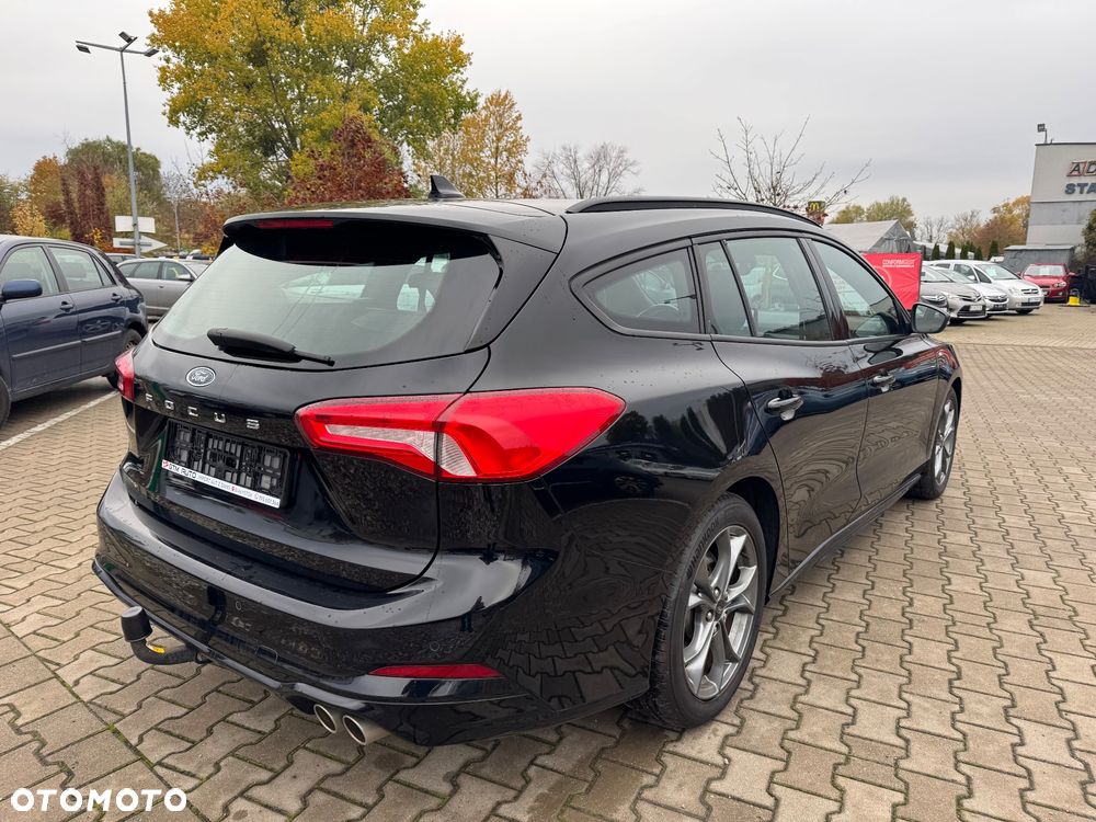 Ford Focus Turnier 1.5 EcoBlue Start-Stopp-System ST-LINE - 12
