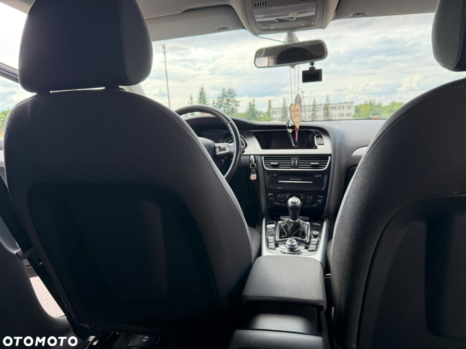 Audi A4 2.0 TDI - 11